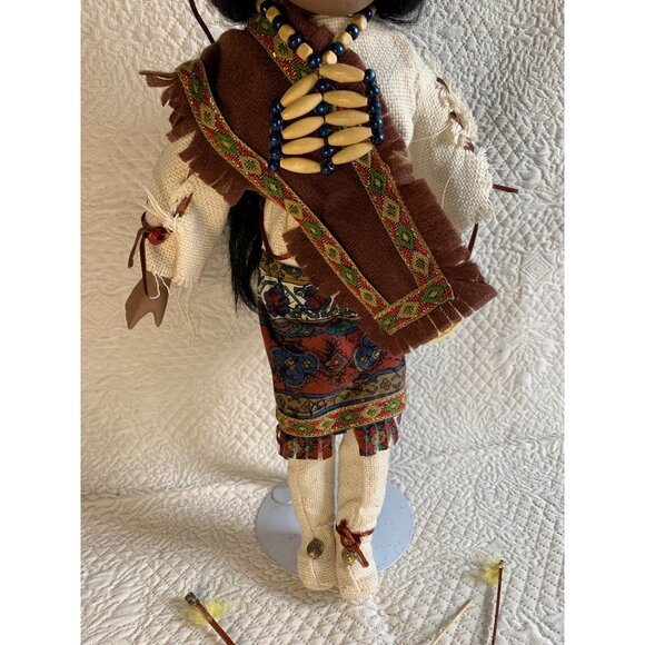 Vintage Duck House Heirloom Porcelain Indian Doll Bow & Arrow - Picture 3 of 14